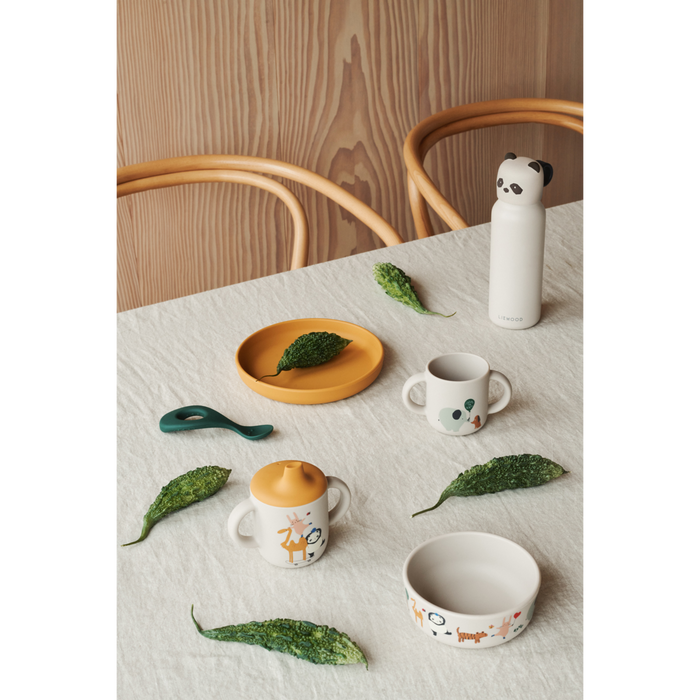 Liewood - Cup - Neil - Around The World - Sandy - Lifestyle Cut 2