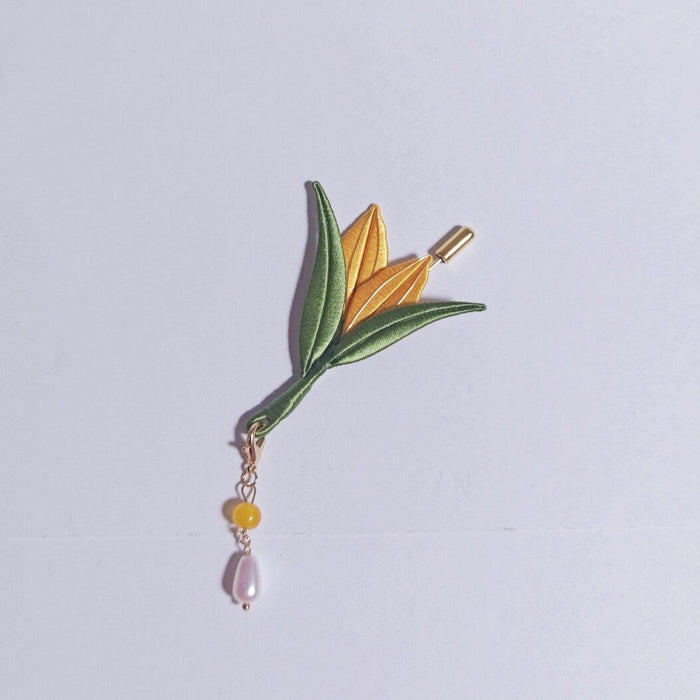 Handmade Chanhua Corn Brooch - Yellow Bud with Pearl Drop