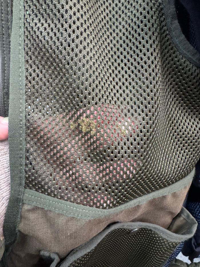 Fortis - Classic Back - XS Green (Catch/hole in the mess on front panel)