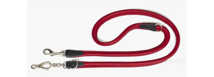 red Akah Moose leather gundog lead