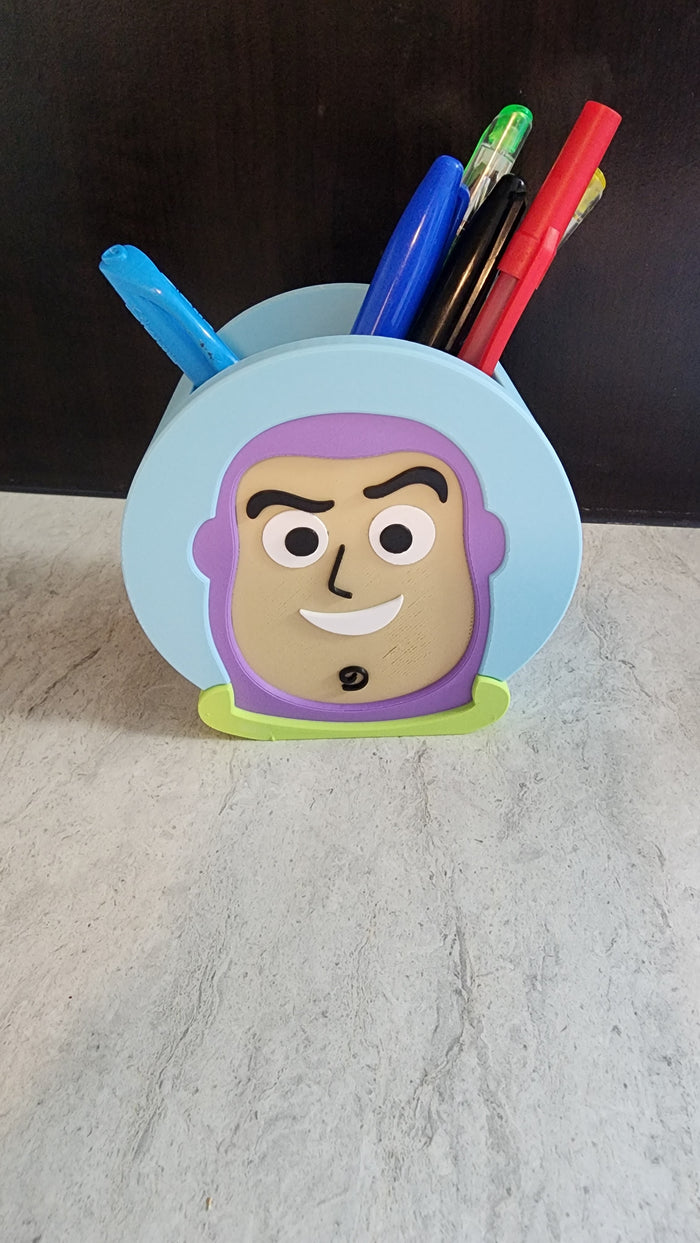 Cartoon Astronaut Pen Holder