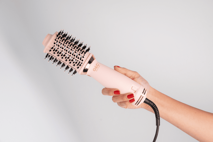 Mini Blowout Brush Dual Voltage Travel small Dryer Brush G&C – Dual Voltage Travel small Dryer Brush