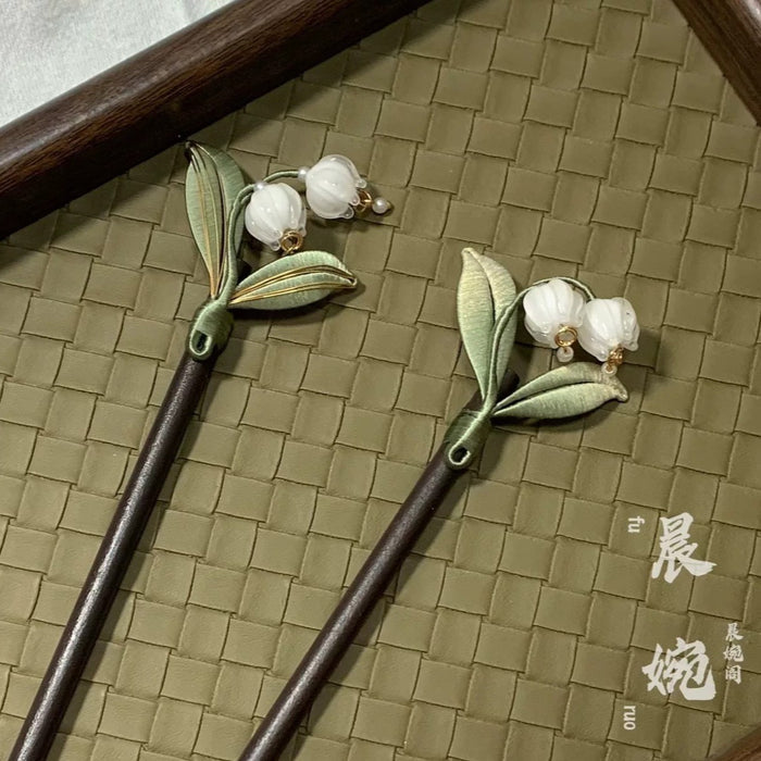 Handmade Chanhua Lily of the Valley Brooch - Thread Flower Pin with Glass Bells