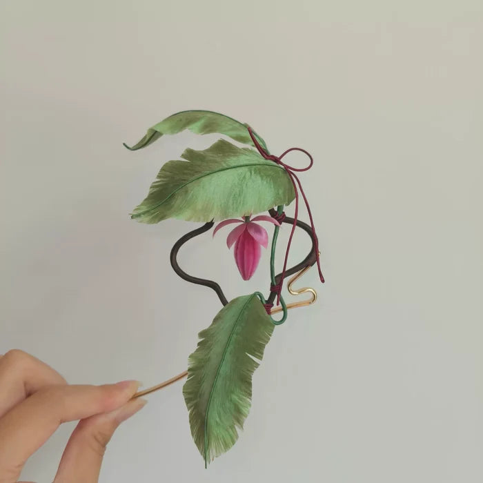 Handmade Ronghua Banana Leaf Hairpin - Mulberry Silk Velvet Plant Hair Pin with Pink Flower