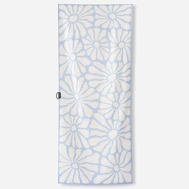Nomadix - Organic Cotton Travel Towel: Lazy Daisy Coastal Blue
