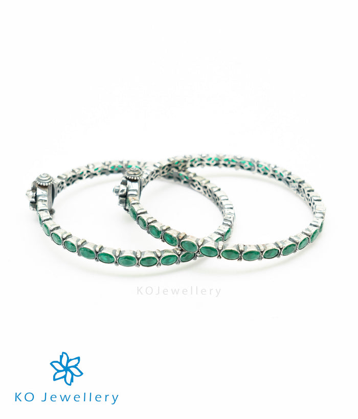 The Arohi Silver Kemp Bracelet (Oxidised/Size /2.8 )