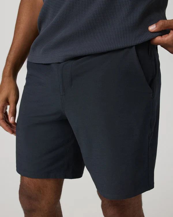 Vuori - Aim Short 8"